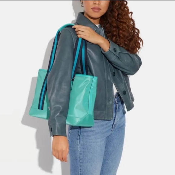 NWT Coach Ellis Tote in blue/green with silver hardware - Picture 9 of 10